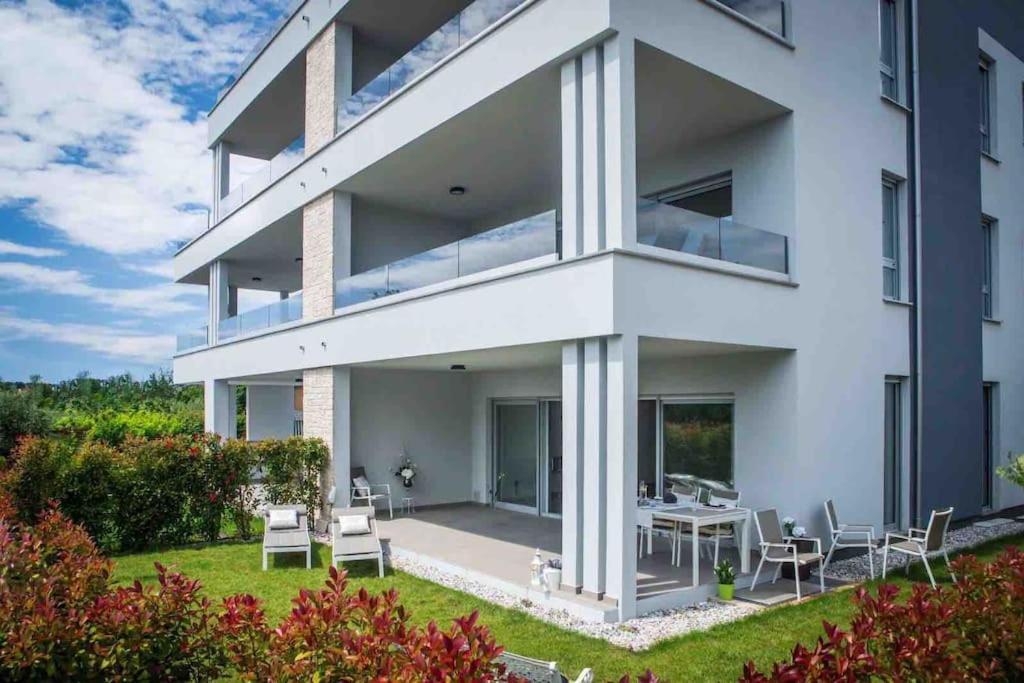 Apartment Capo D'Oro ロヴィニ エクステリア 写真