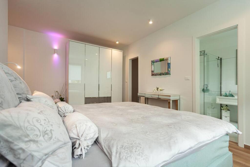 Apartment Capo D'Oro ロヴィニ エクステリア 写真