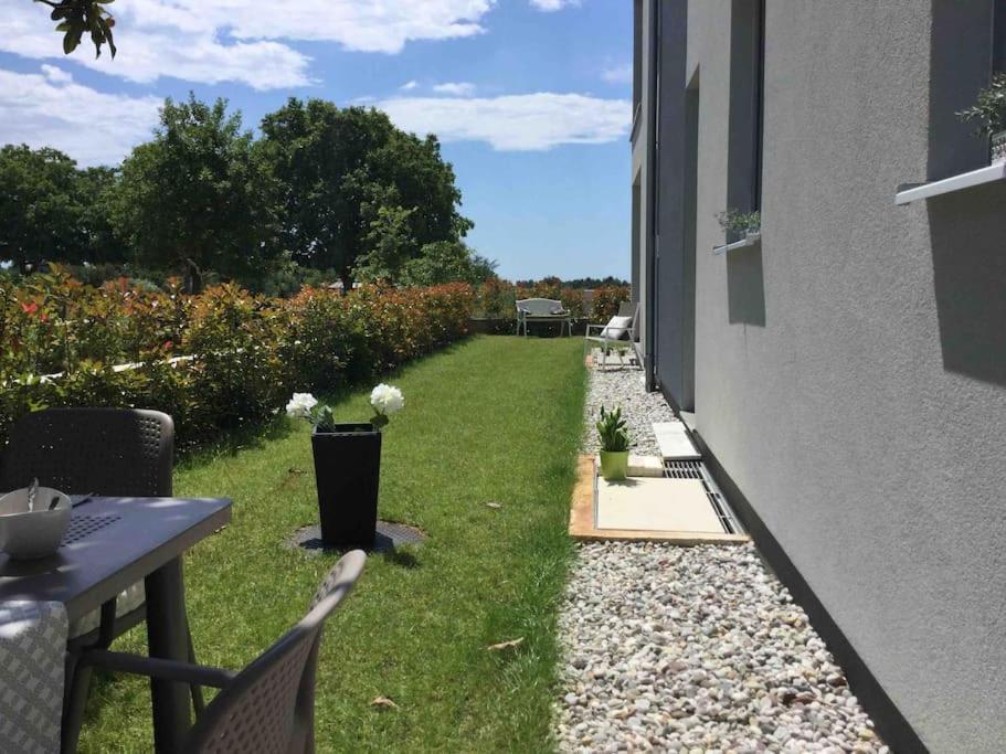 Apartment Capo D'Oro ロヴィニ エクステリア 写真